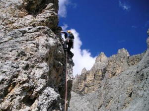 alpine-climbing-56685_1280